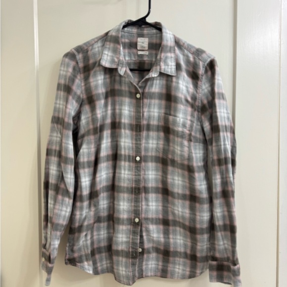 GAP Tops - GAP Plaid button down
